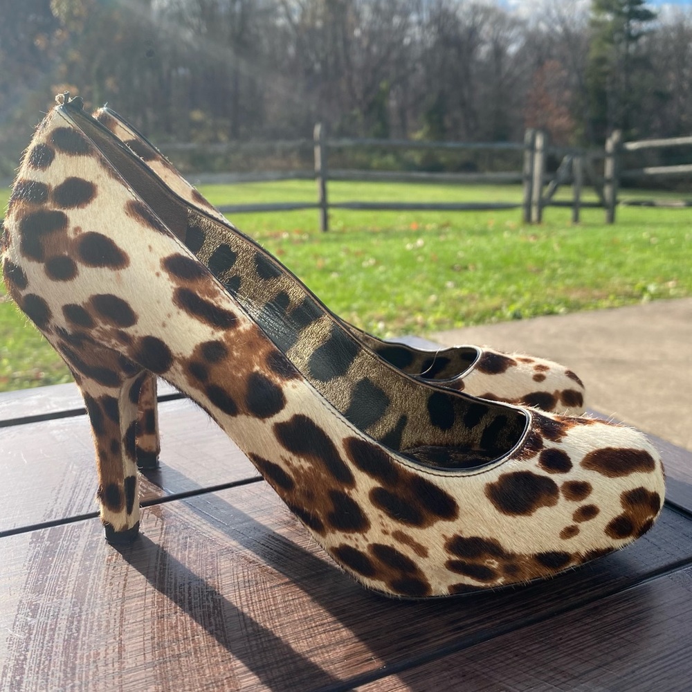Dolce & Gabbana Animal Print  Genuine Pony Hair Heeled Pumps Size 37 1/2